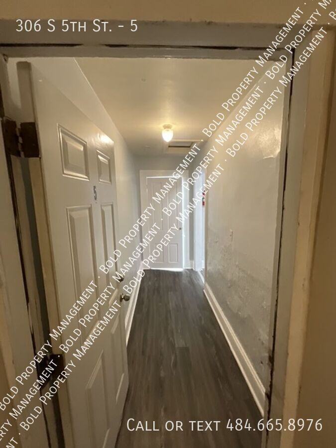 306 S 5th St #5 - Photo 2 of 10