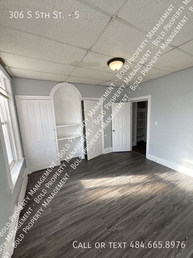 306 S 5th St #5 - Photo 7 of 10