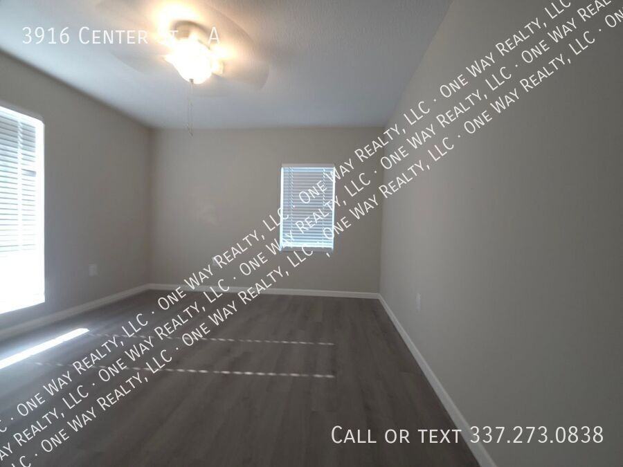 3916 Center St #A - Photo 4 of 6