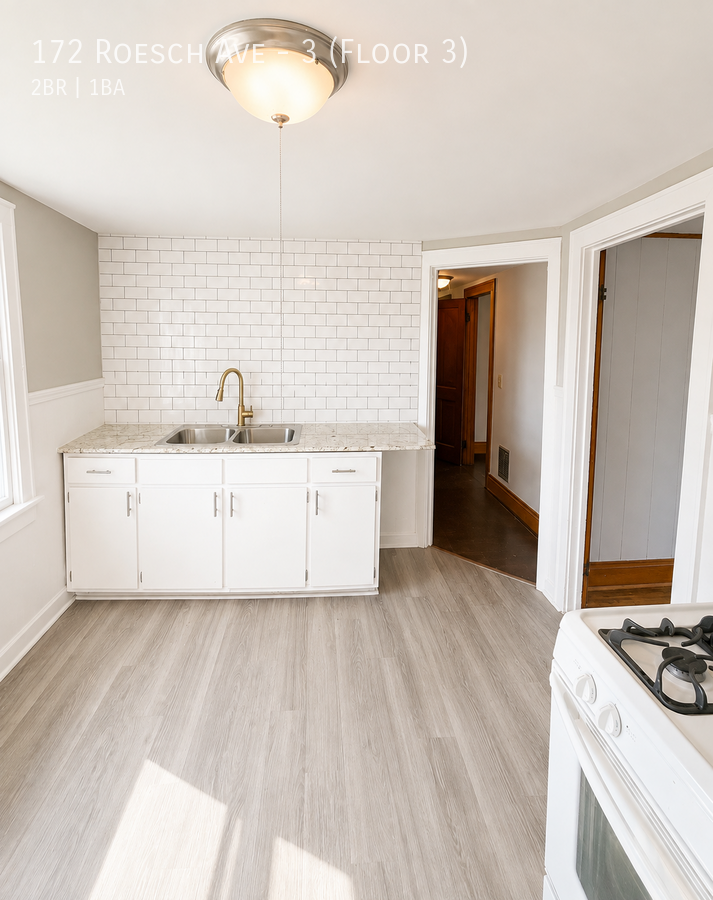 172 Roesch Ave #3FL3 - Photo 4 of 8