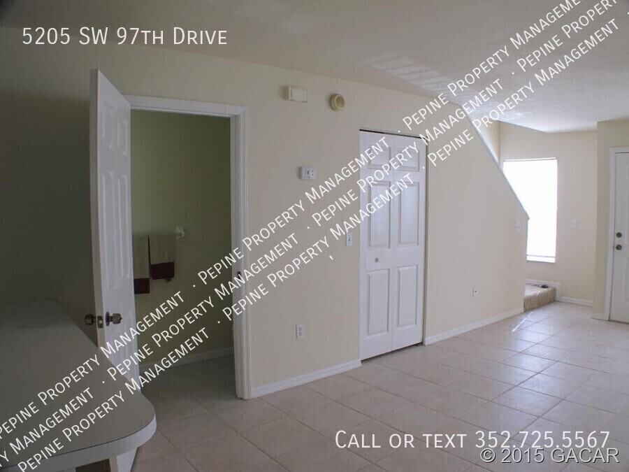 5205 Sw 97th Dr - Photo 6 of 15
