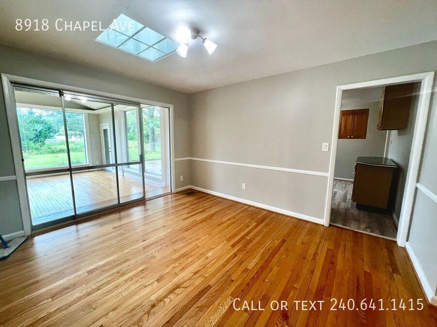 8918 Chapel Ave - Photo 5 of 28