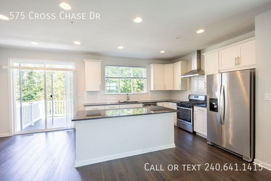 575 Cross Chase Dr - Photo 2 of 26