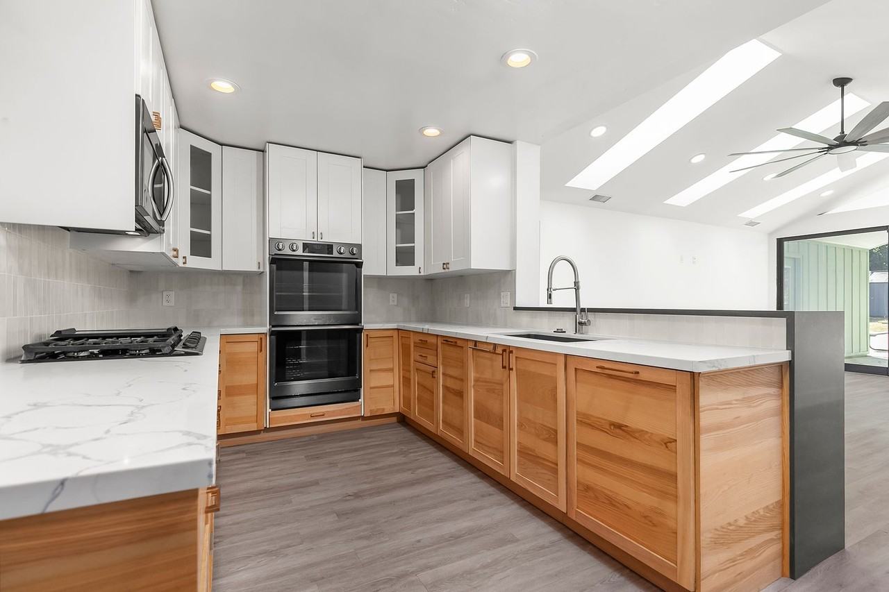 7843 Quince St - Photo 5 of 40