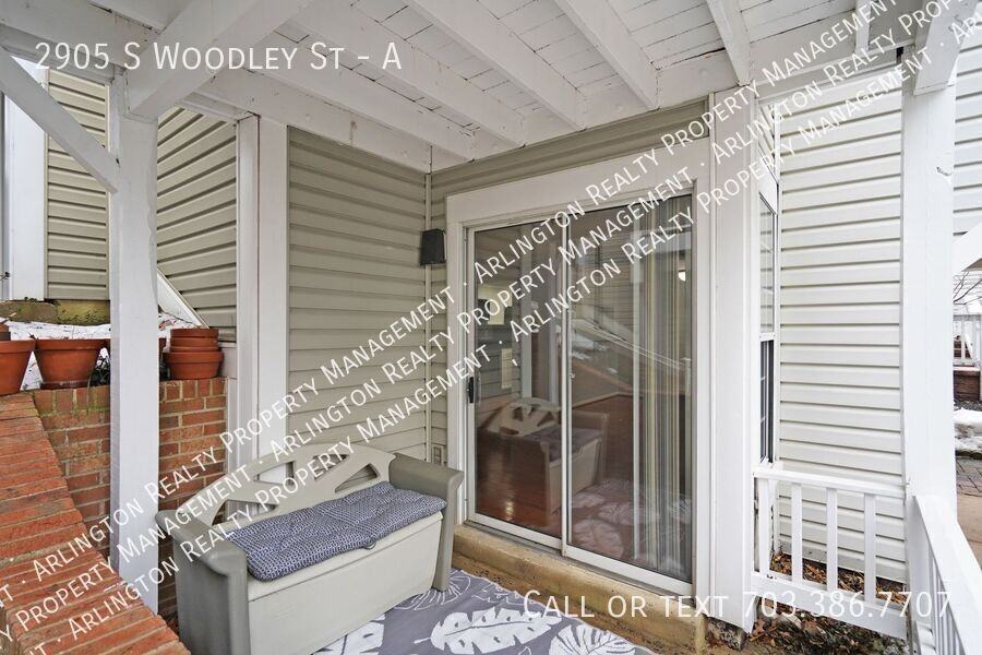 2905 S Woodley St #A - Photo 3 of 33