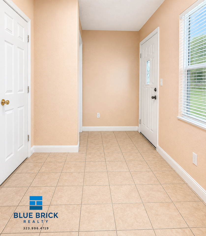 2426 Wabash Ave - Photo 7 of 17