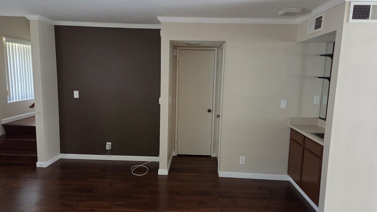 116 S Chapel Ave #L - Photo 4 of 41