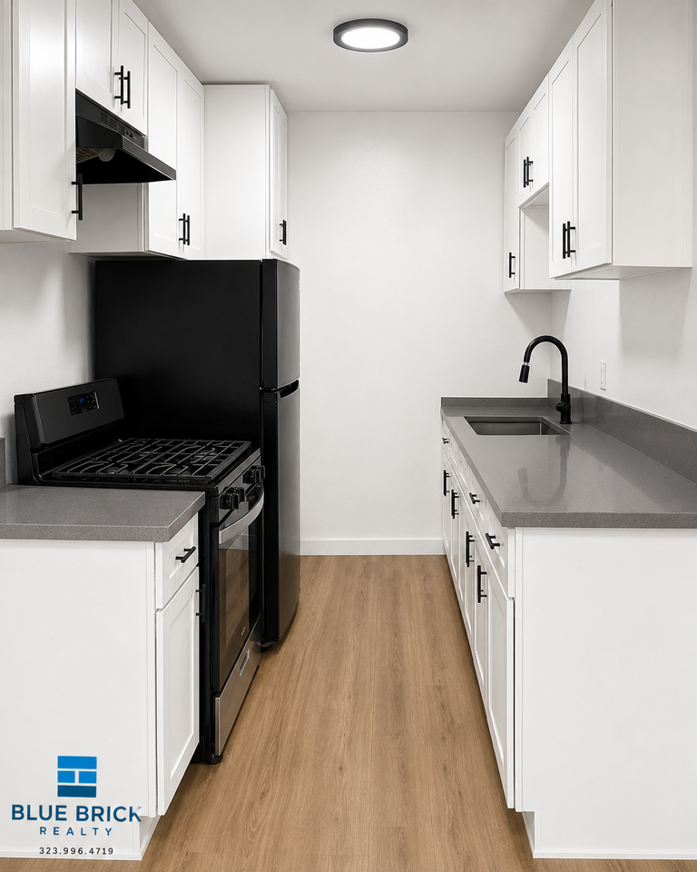 13238 Vanowen St #8 - Photo 6 of 16