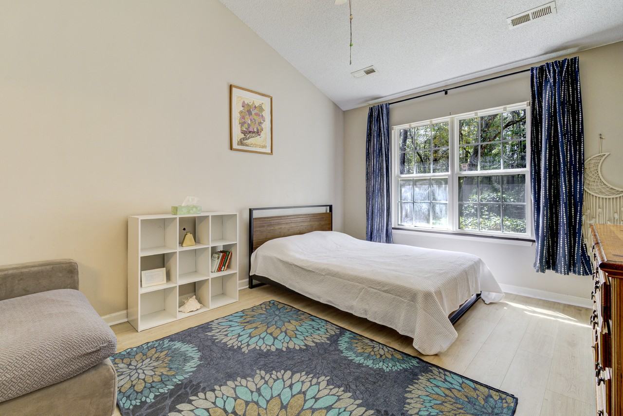 201 Adele Ct #NA - Photo 5 of 17