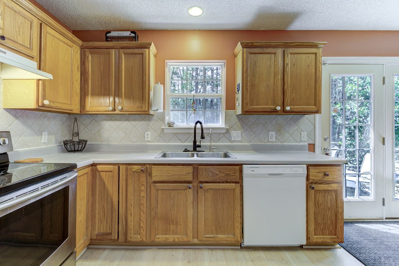 201 Adele Ct #NA - Photo 3 of 15