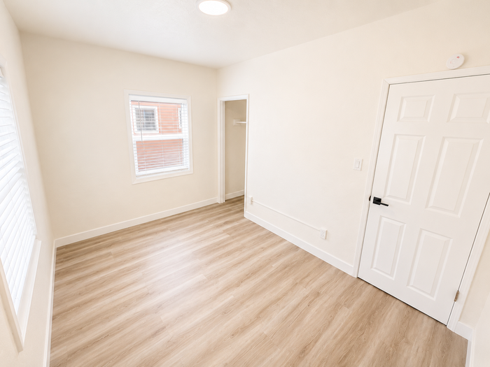 4577 34th St #NA - Photo 5 of 9