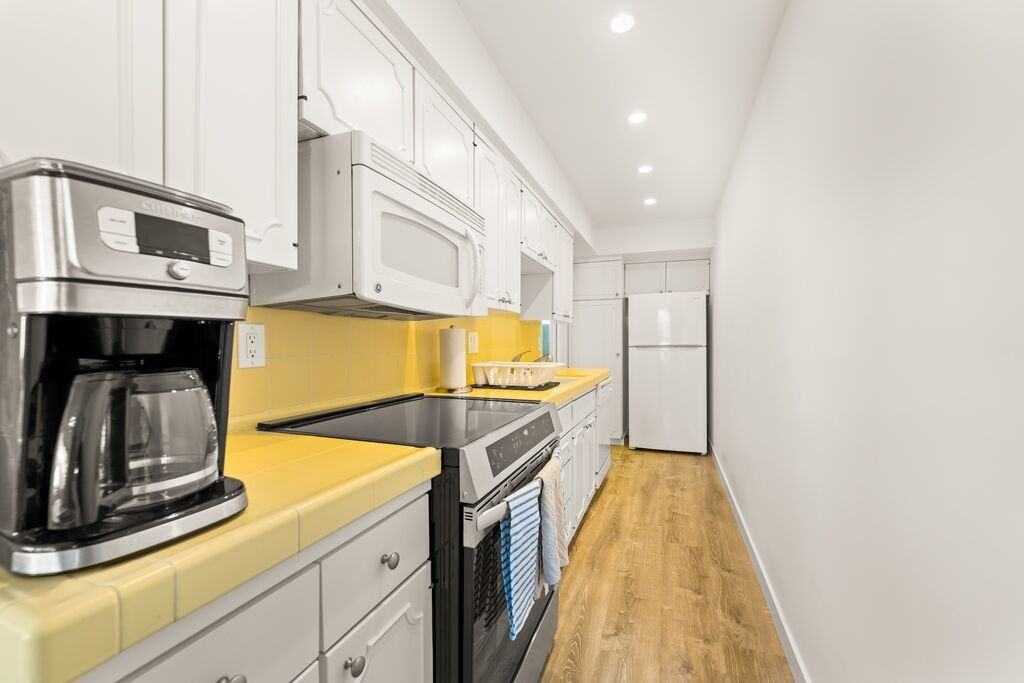 1345 Plaza Pacifica #NA - Photo 6 of 15