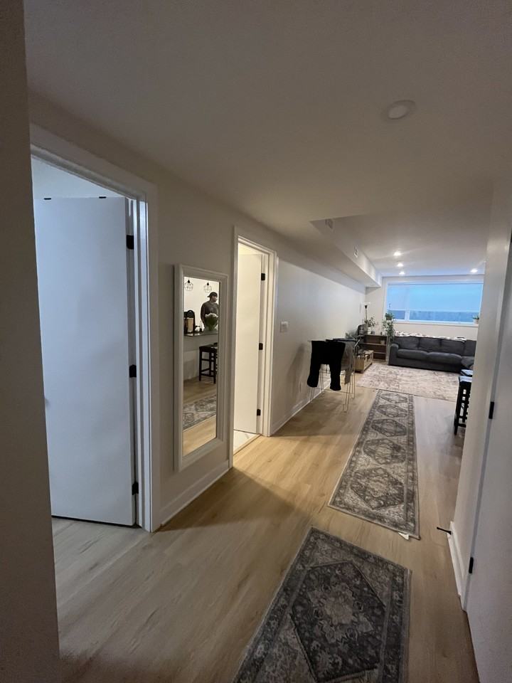 1355 Gosset St - Photo 5 of 30