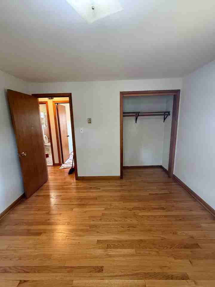 25 Coolidge Ave #EAST - Photo 4 of 5