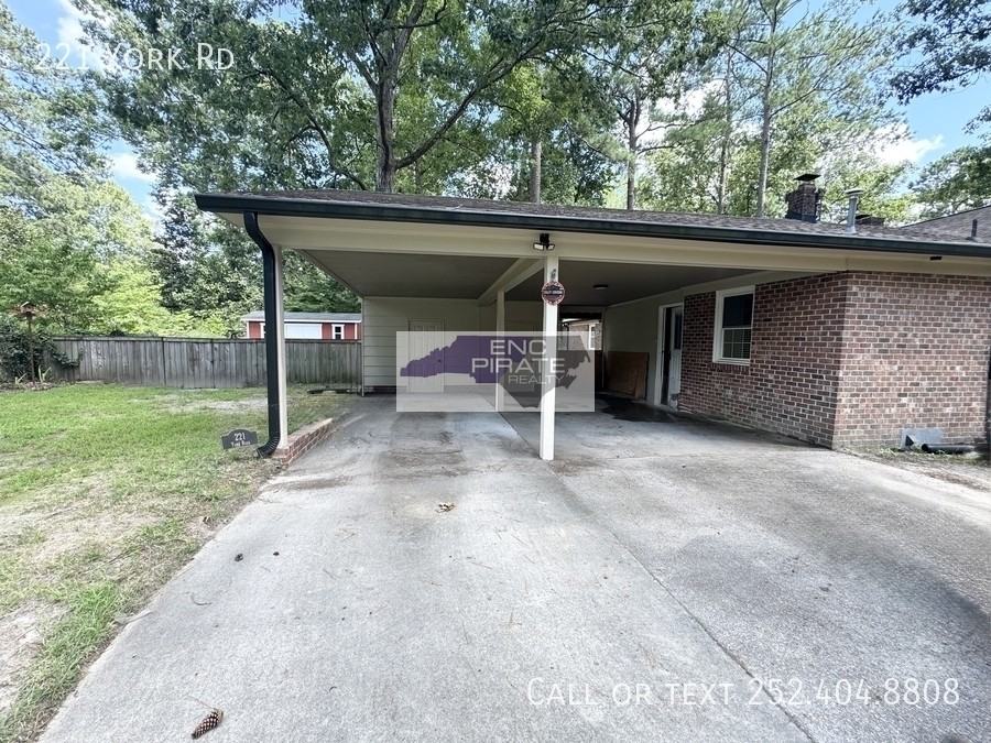 221 York Rd - Photo 4 of 50