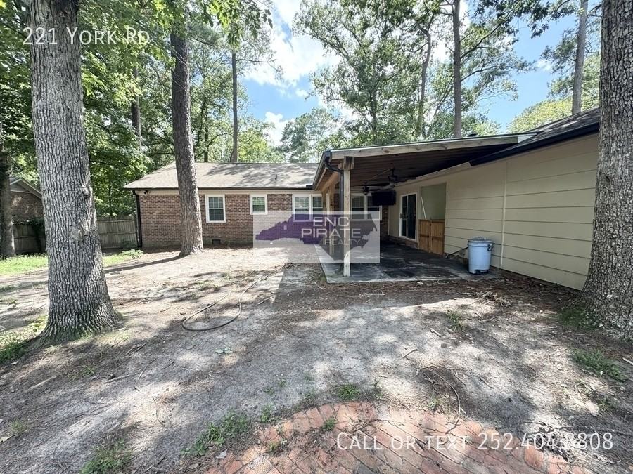 221 York Rd - Photo 7 of 50