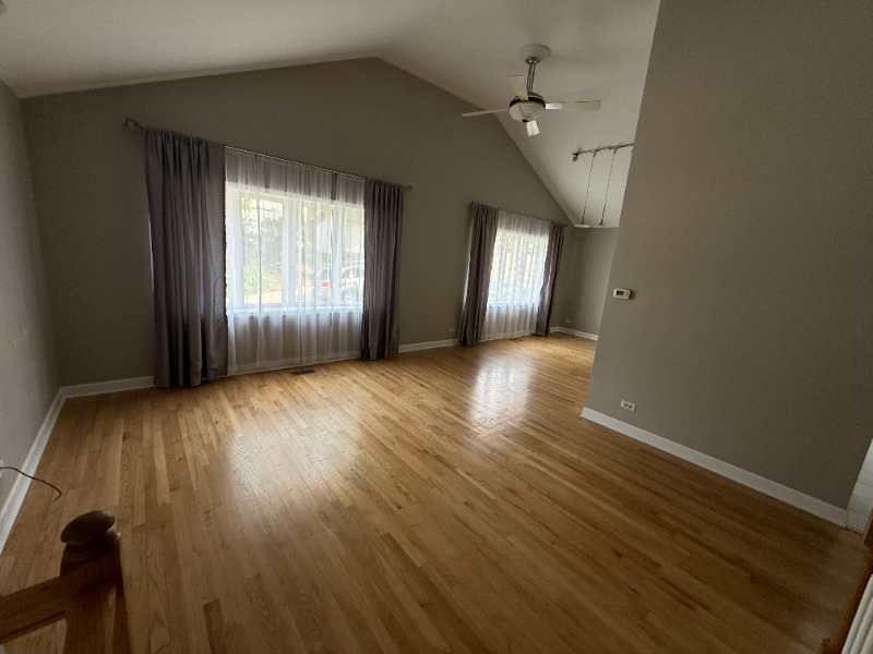 712 Chestnut St - Photo 3 of 13