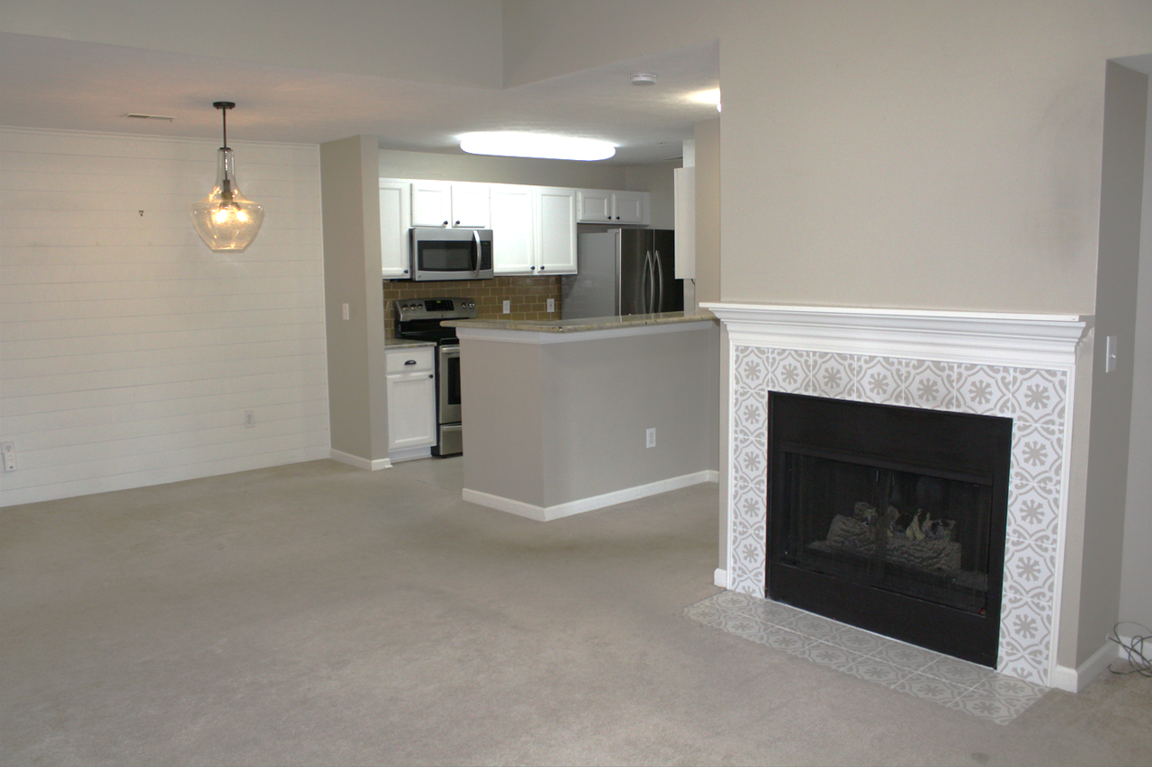14943 Lenox Dr #523 - Photo 5 of 35