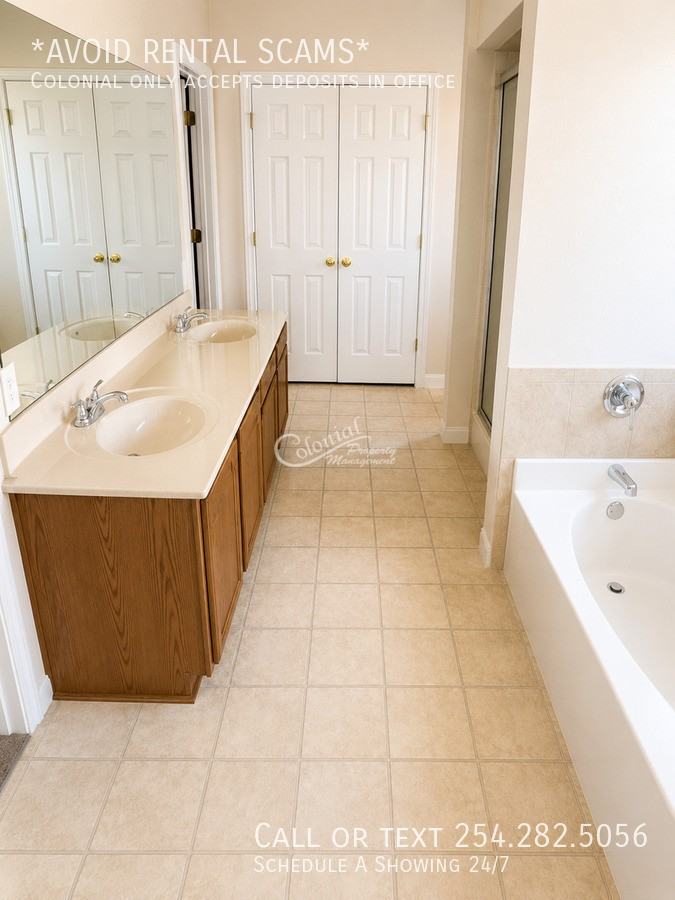 203 Nolan Ridge Dr - Photo 5 of 14