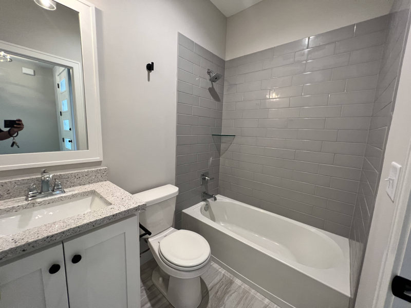 19253 W 110th Ter - Photo 7 of 47