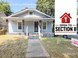 featured image of 749 Bey St