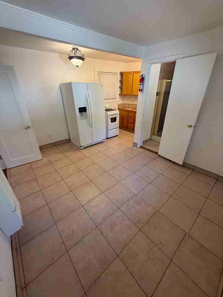 2975 Sacramento Ave #9 - Photo 3 of 12
