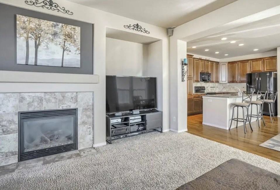 7040 Auburn Hills Ct - Photo 4 of 38