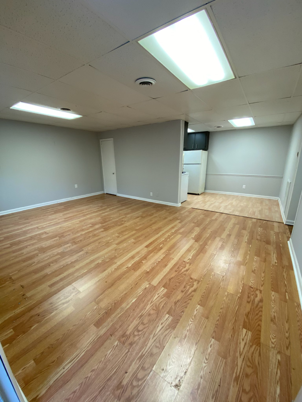 165 Midway Dr #E - Photo 3 of 17