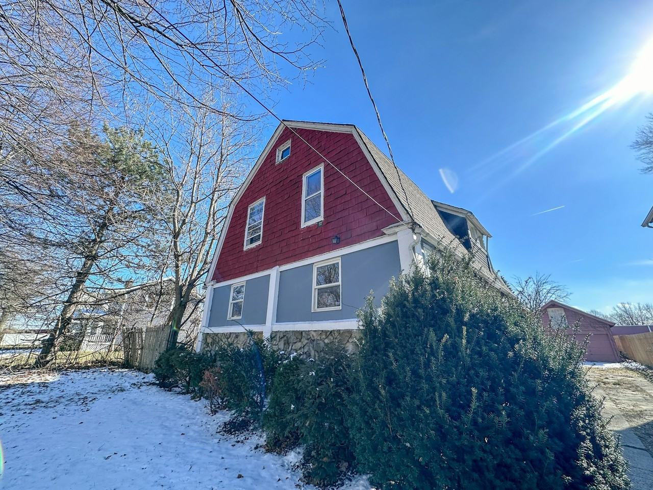 14812 Westropp Avenue - Photo 3 of 18
