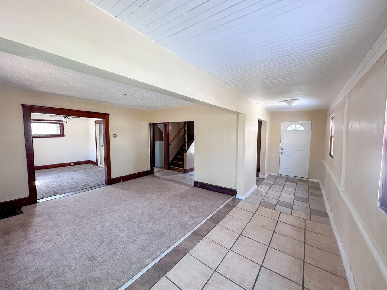 14812 Westropp Avenue - Photo 6 of 18