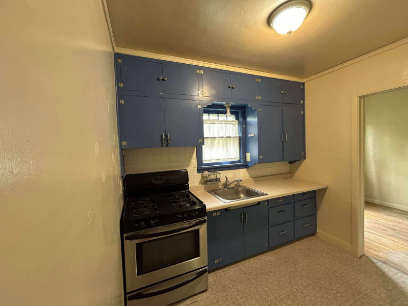 272 Pierce St - Photo 5 of 12