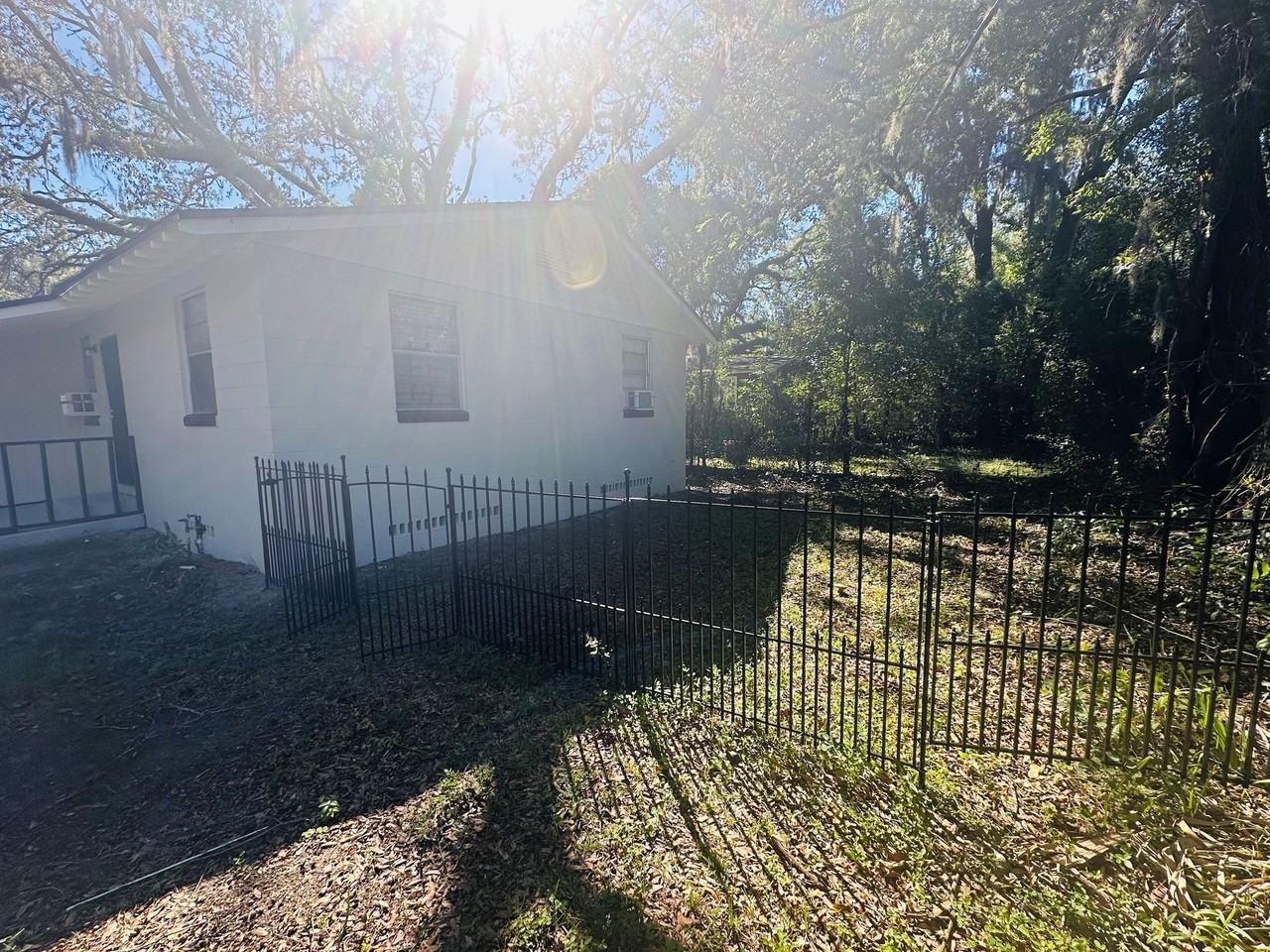 4304 Grunthal St - Photo 4 of 18