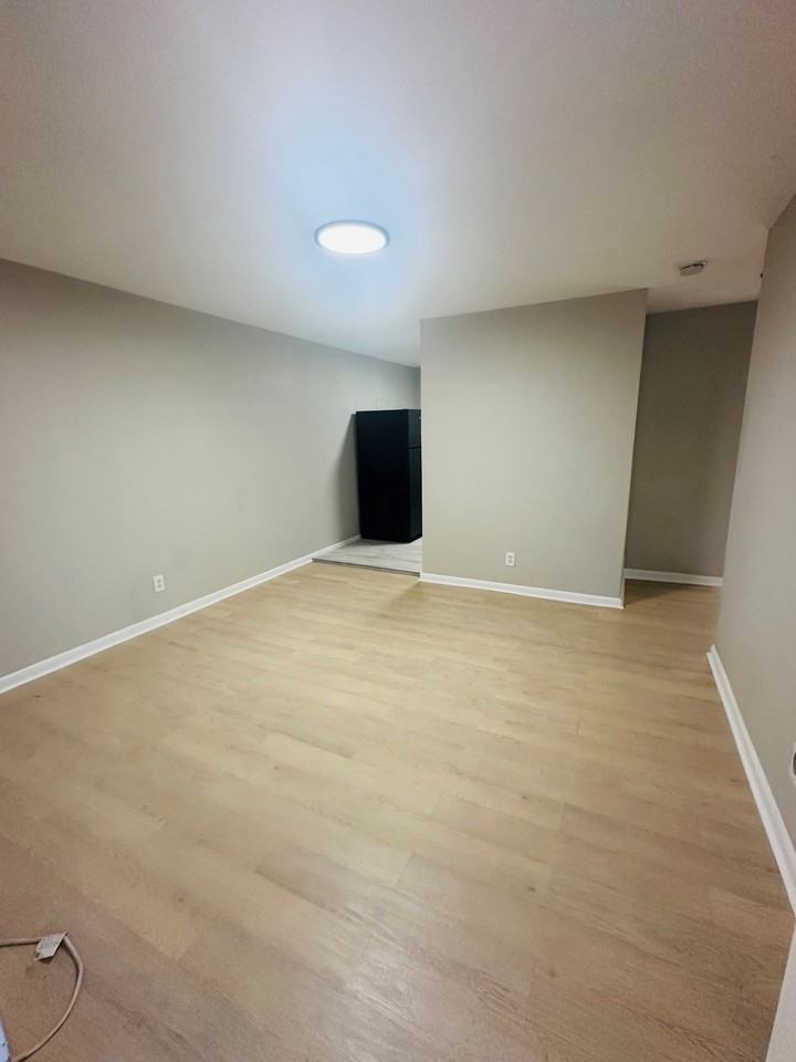 4304 Grunthal St - Photo 5 of 18