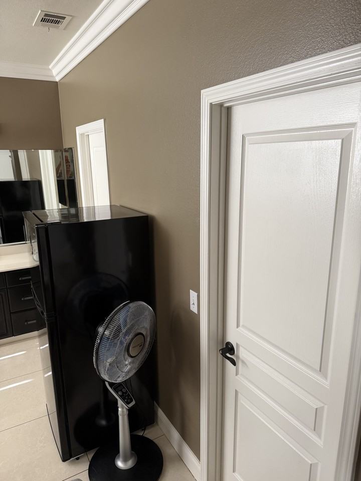 10965 Merritt Dr - Photo 3 of 10