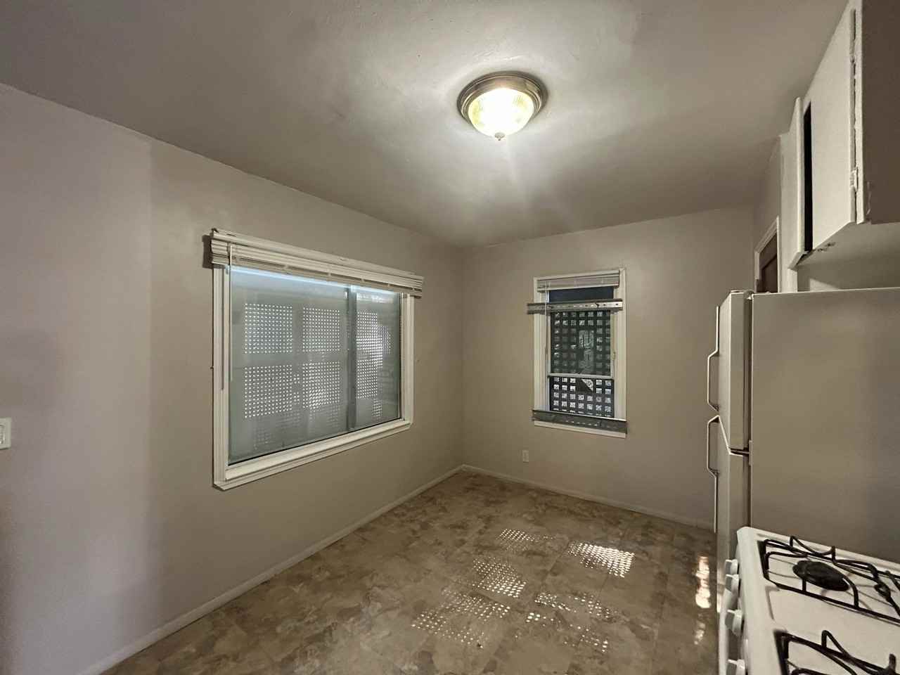 19313 Stahelin Avenue - Photo 3 of 21