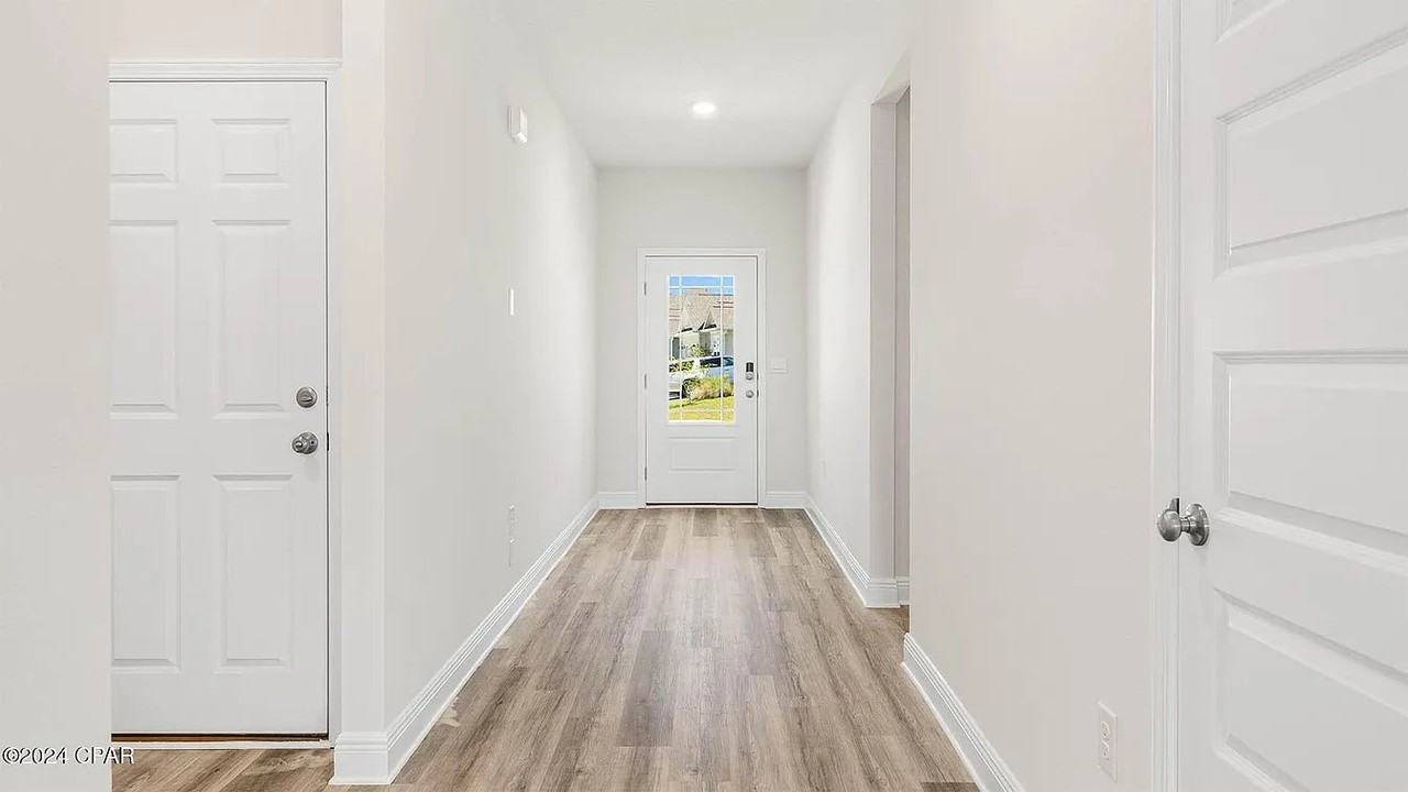 4865 Sandhill Way - Photo 3 of 18