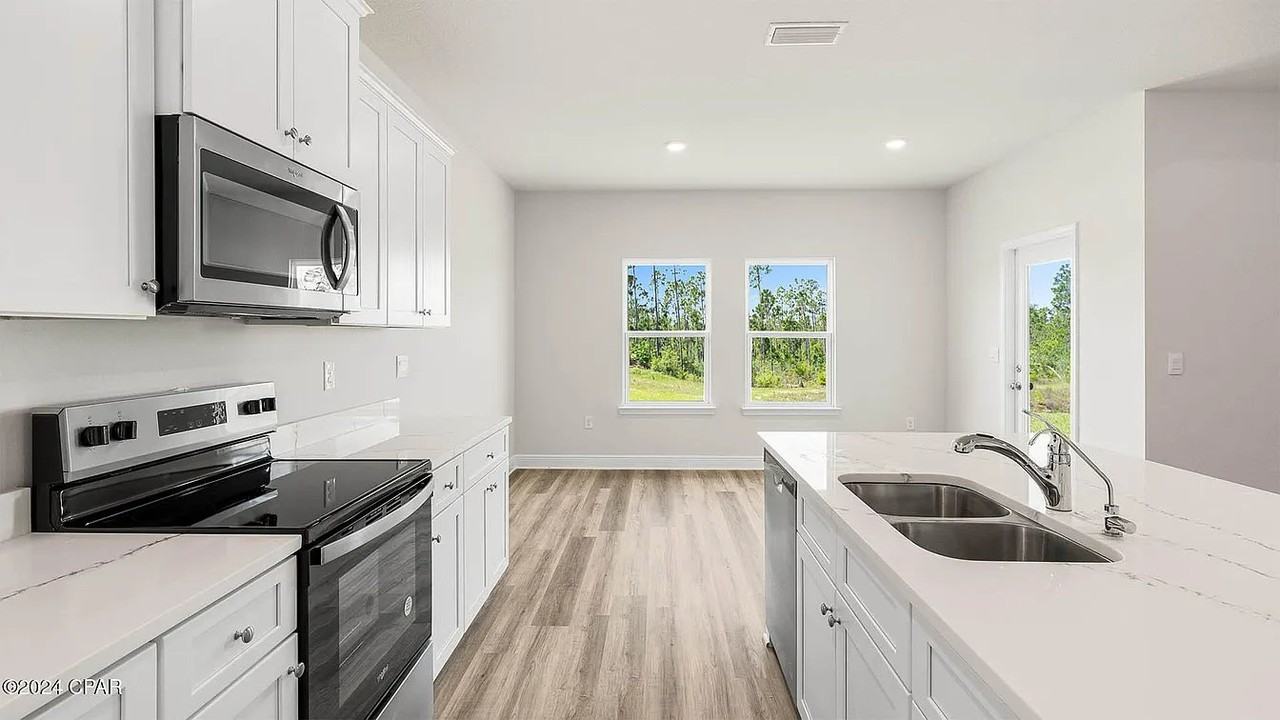 4865 Sandhill Way - Photo 4 of 18
