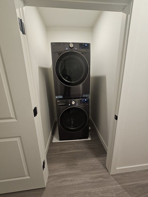 895 E Antelope Dr - Photo 3 of 17