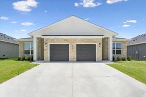 featured image of 2921 Quail Ridge Ln #A