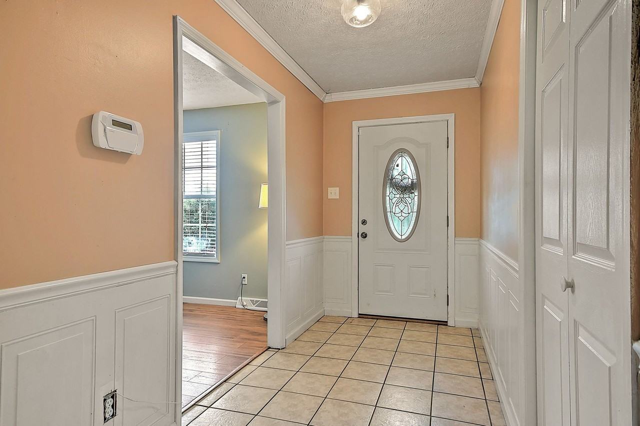 185 Woodland Cir - Photo 5 of 20