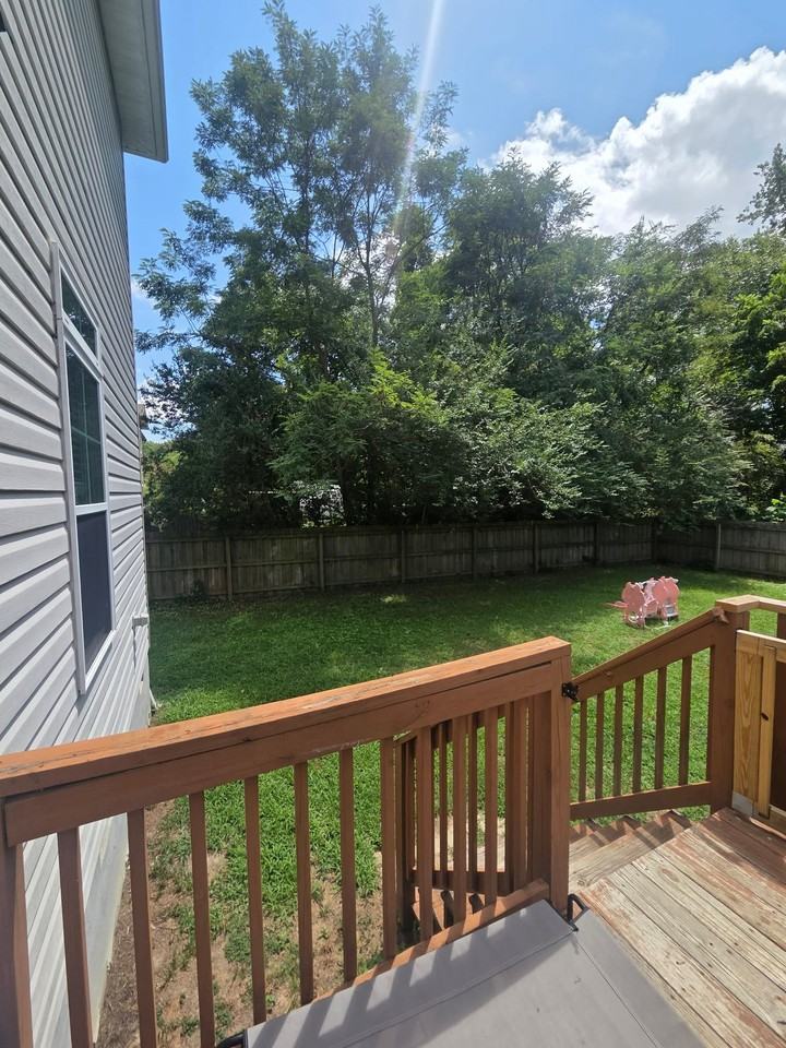 102 Grove Heights Ave - Photo 3 of 20