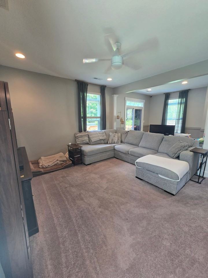 102 Grove Heights Ave - Photo 6 of 20