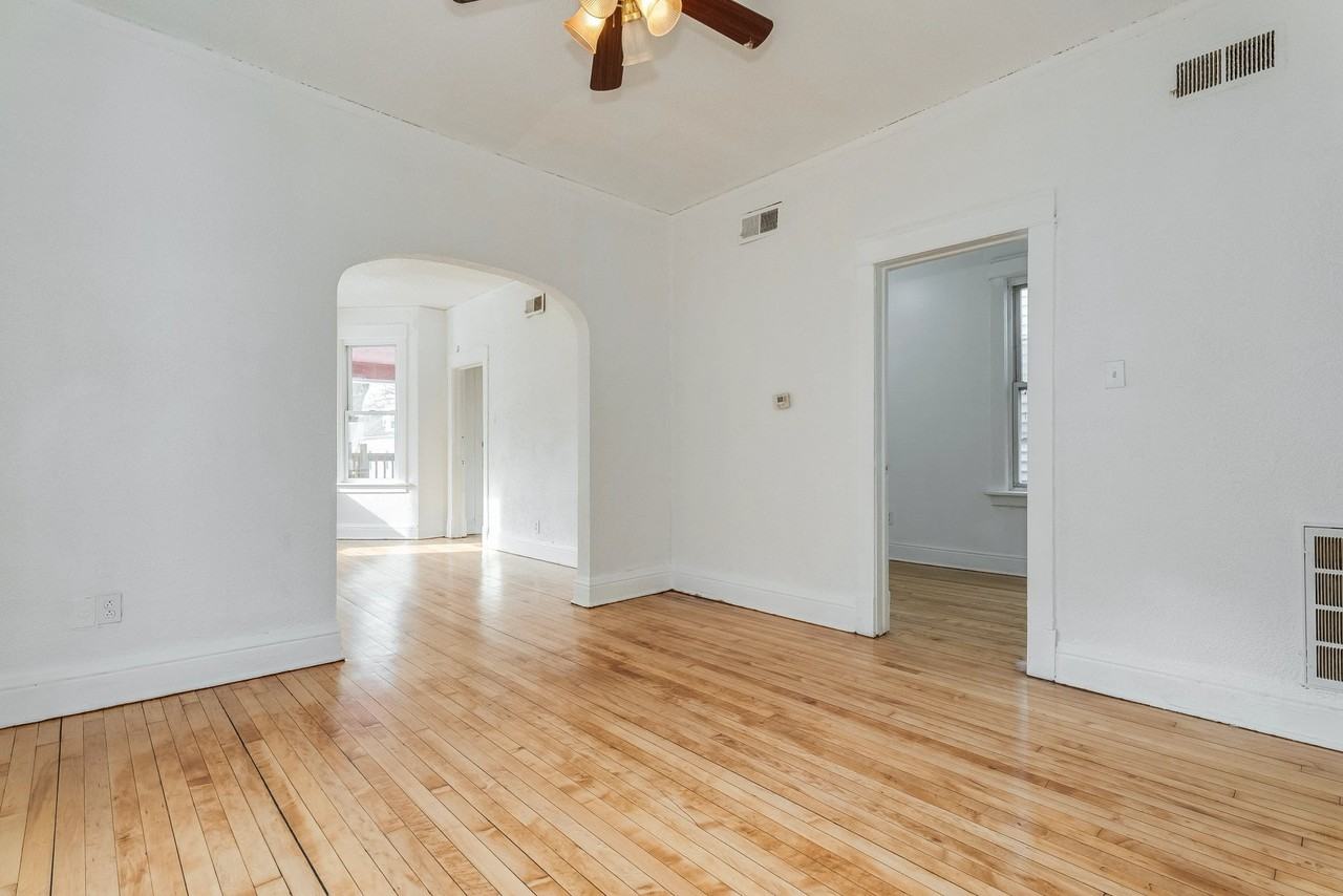 8329 S Kingston Ave #1 - Photo 5 of 11