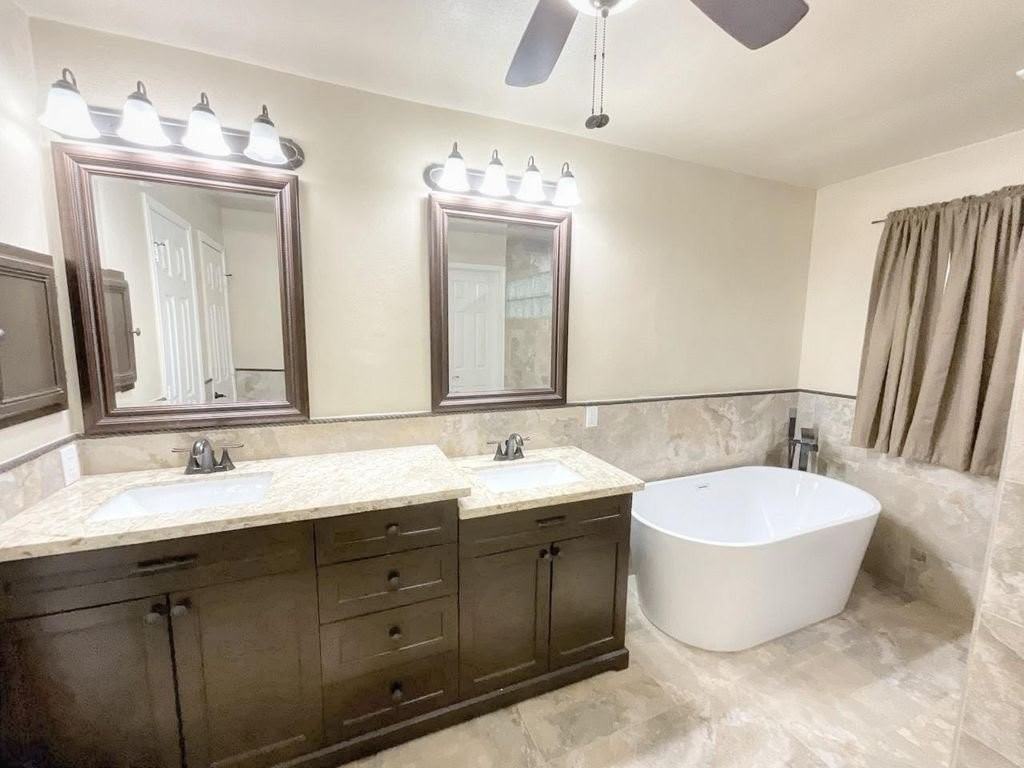 18083 Holly Forest Dr - Photo 7 of 20