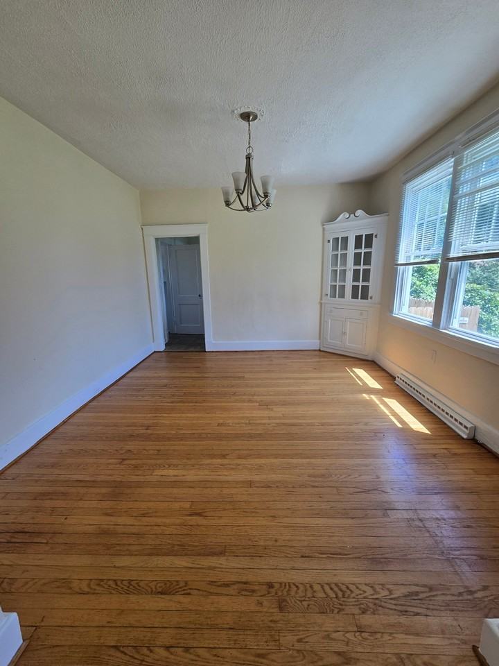 105 E 32nd St - Photo 3 of 13