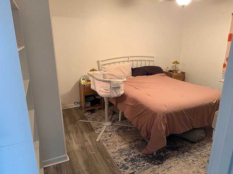 222 Euclid Dr - Photo 6 of 9