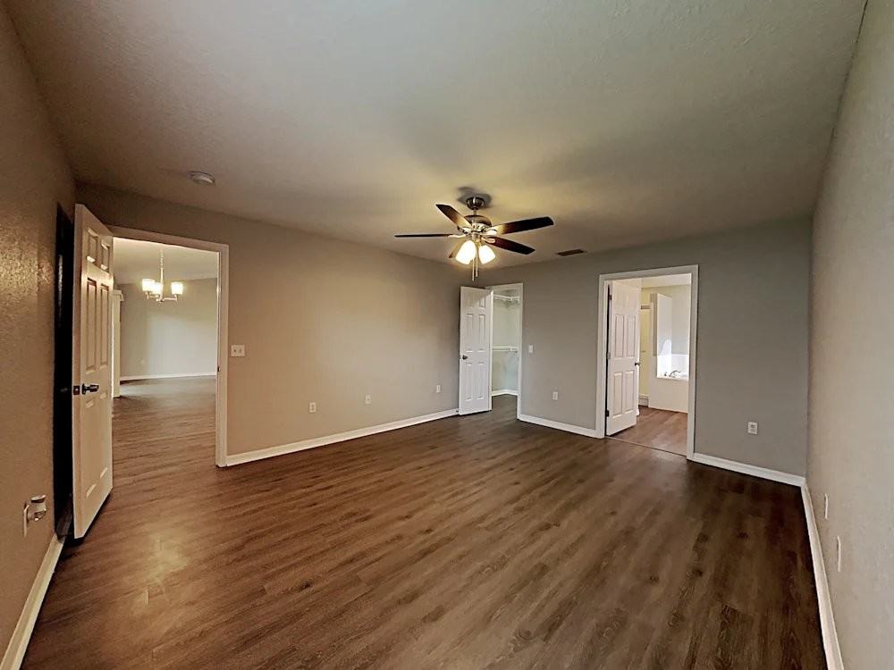 515 Seven Oaks St - Photo 7 of 14