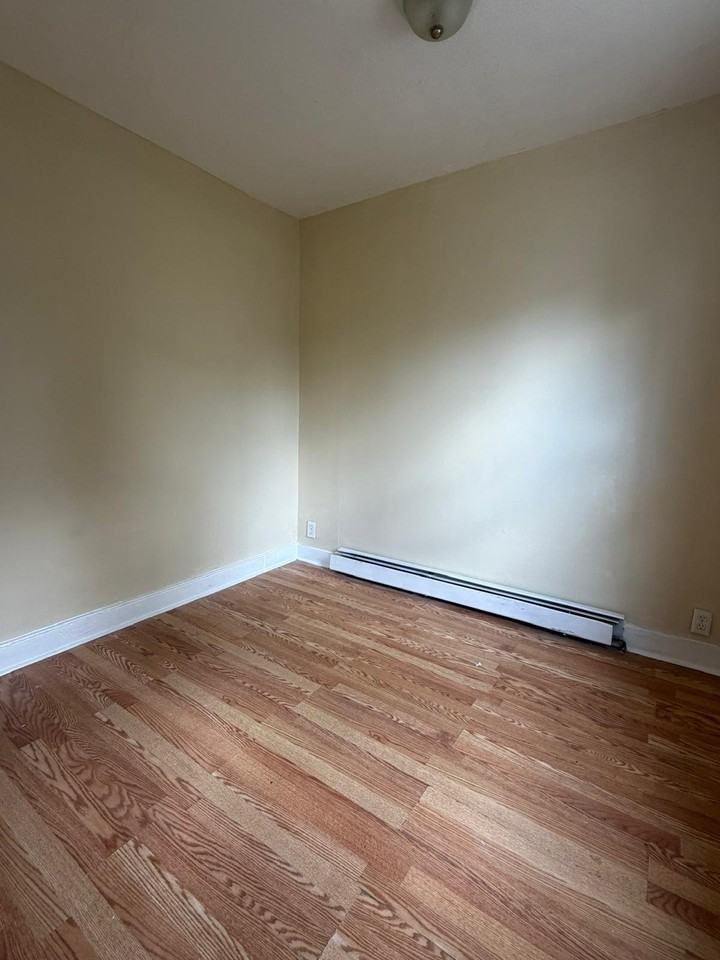 155 E Jersey St #1 - Photo 5 of 10