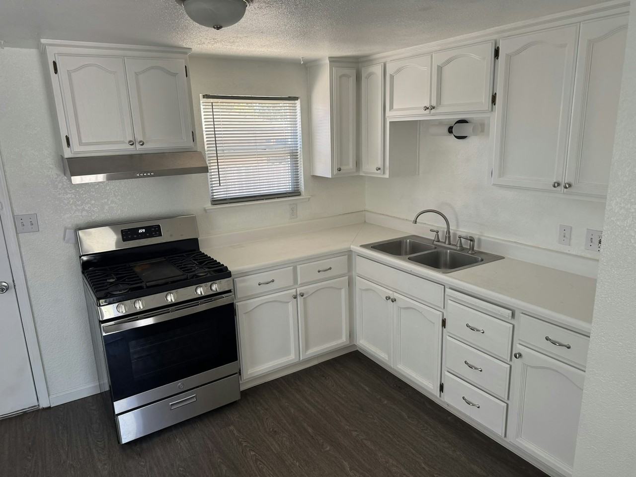 1008 Oakland Ave, Unit 1008 - Photo 2 of 5