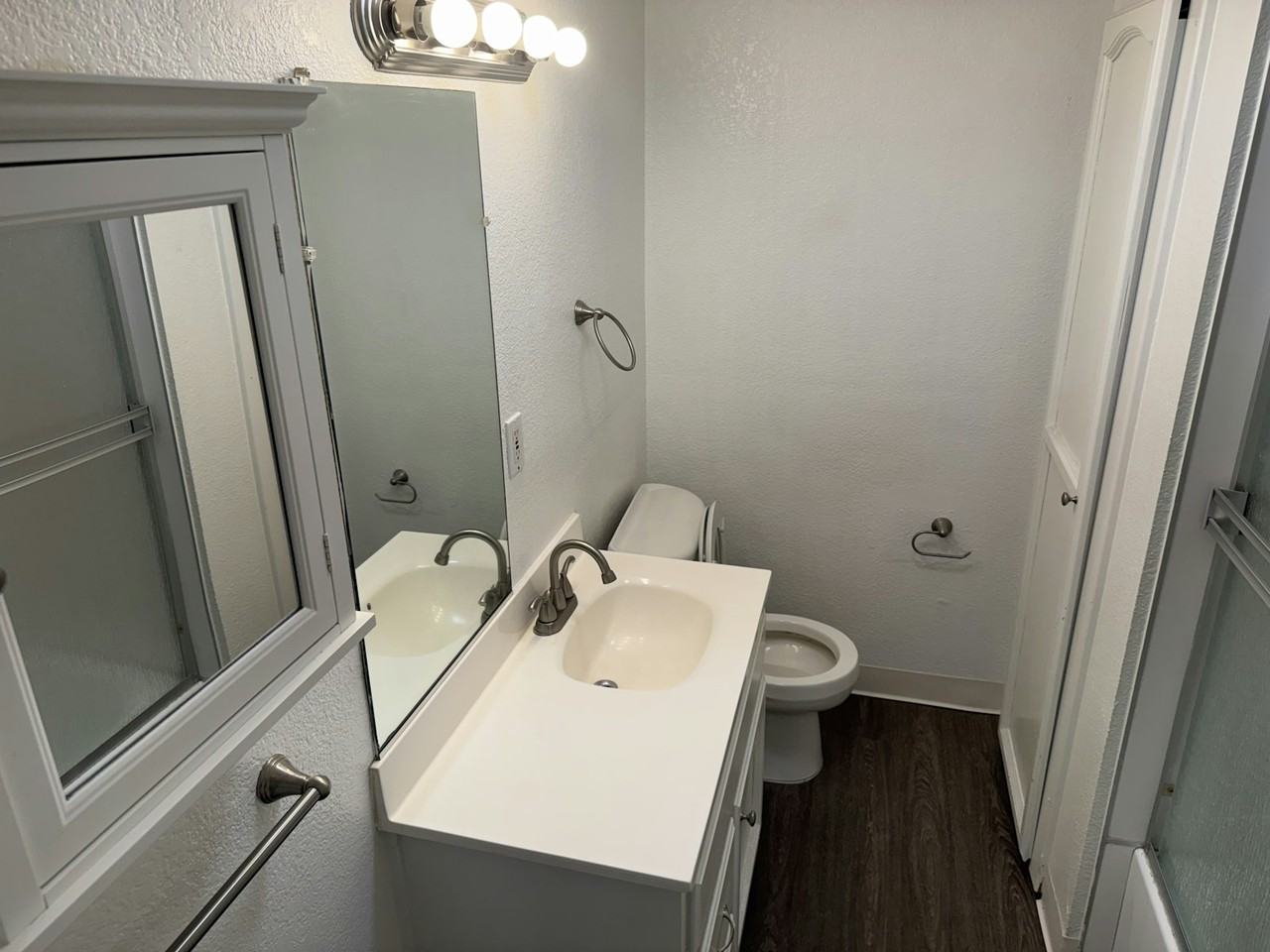 1008 Oakland Ave, Unit 1008 - Photo 4 of 5
